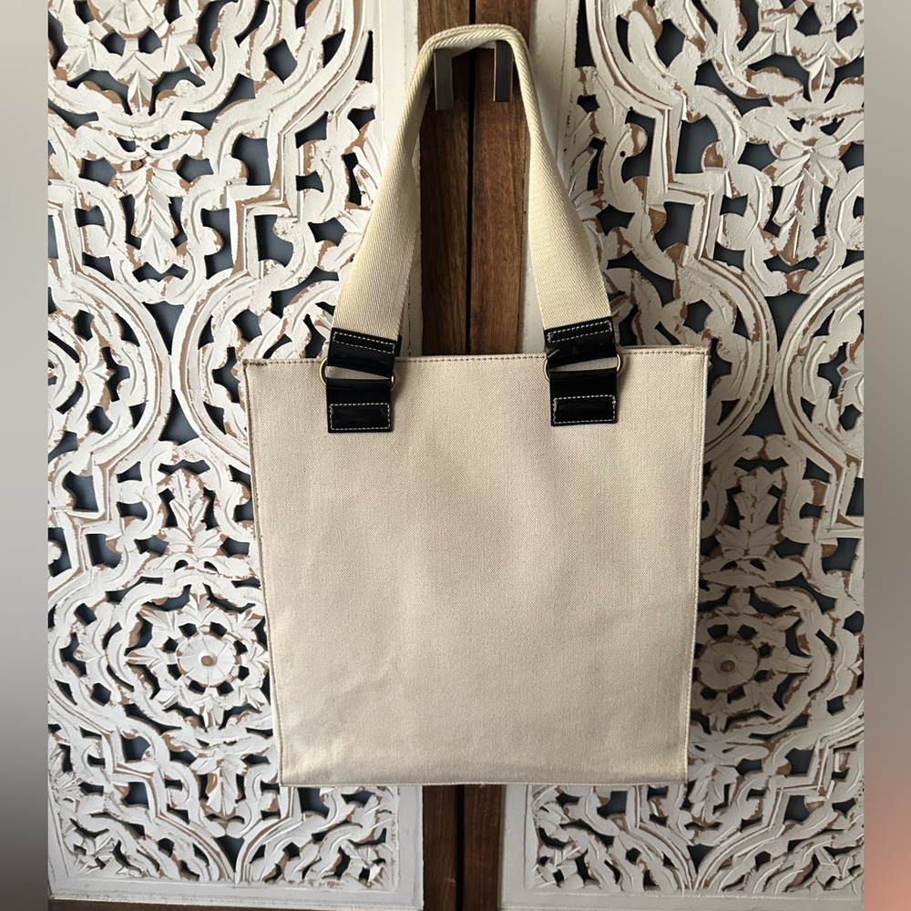 Jason Wu X Target collaboration Milu Tote Bag. - Picture 2 of 6